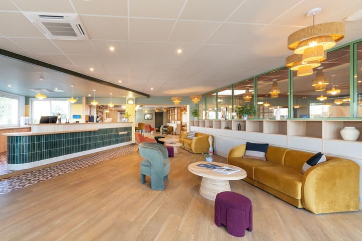 Sure Hotel by Best Western Caen Mémorial