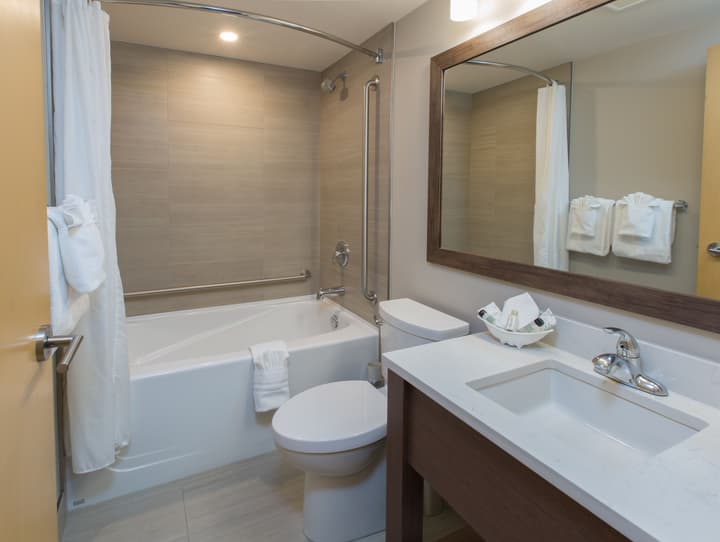 Embassy Inn