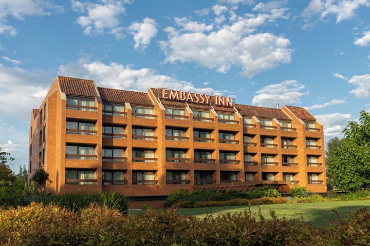 Embassy Inn