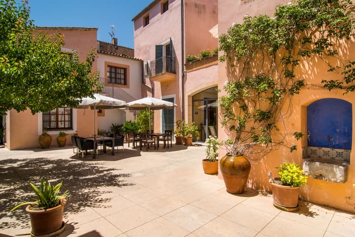 Hotel Can Moragues