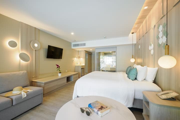 Katathani Phuket Beach Resort