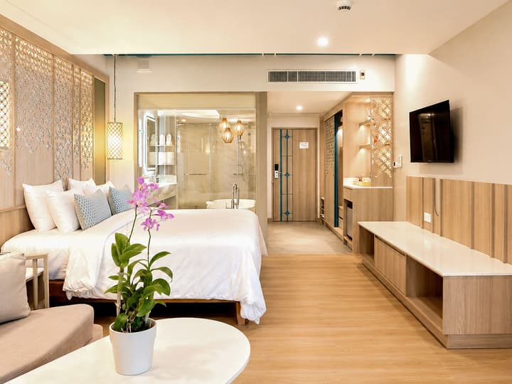 Katathani Phuket Beach Resort