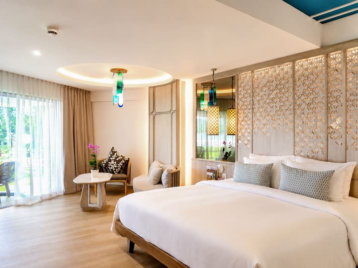Katathani Phuket Beach Resort