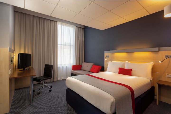 Holiday Inn Express - Edinburgh City Centre by IHG