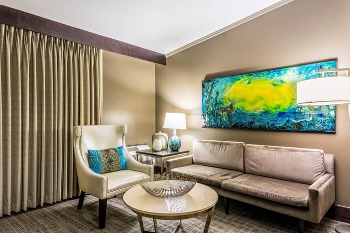Oasis Hotel & Conv. Center, an Ascend Collection Hotel