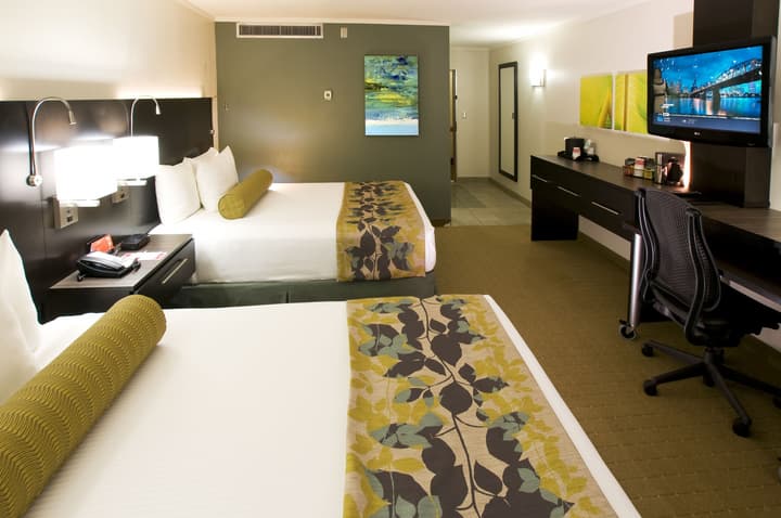 Oasis Hotel & Conv. Center, an Ascend Collection Hotel