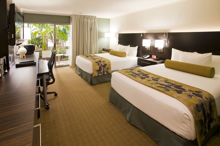 Oasis Hotel & Conv. Center, an Ascend Collection Hotel