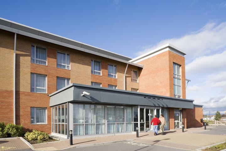 ibis Swansea