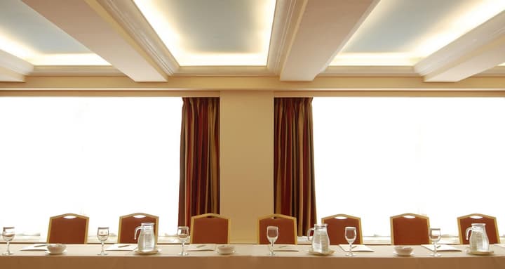 Athens Atrium Hotel and Suites