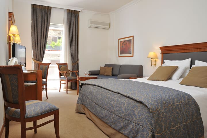 Athens Atrium Hotel and Suites