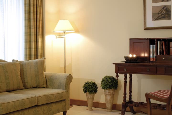 Athens Atrium Hotel and Suites