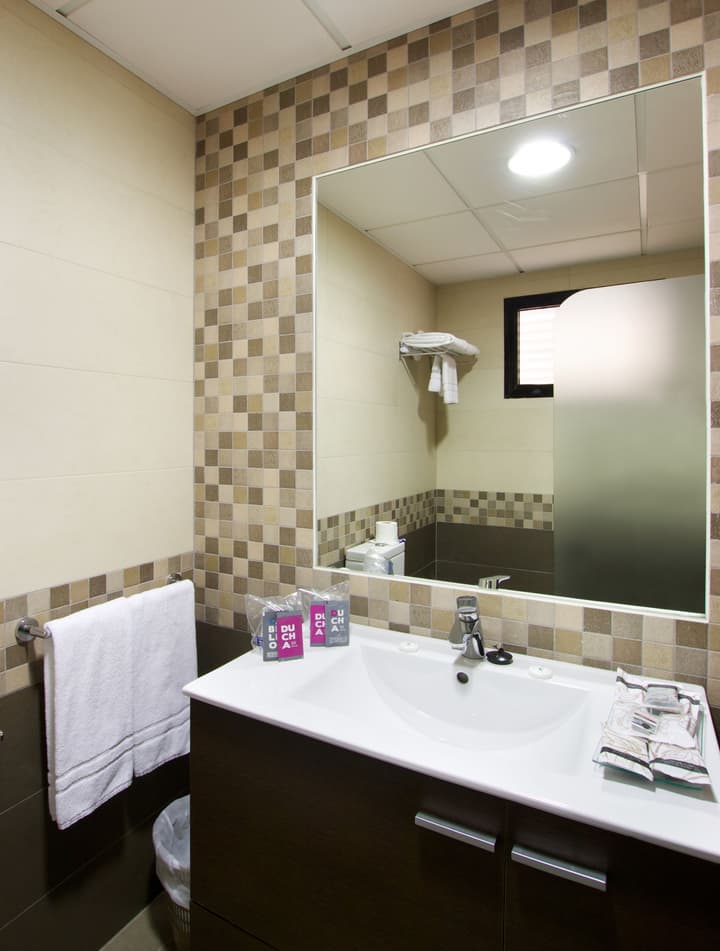 Hotel Puente Real