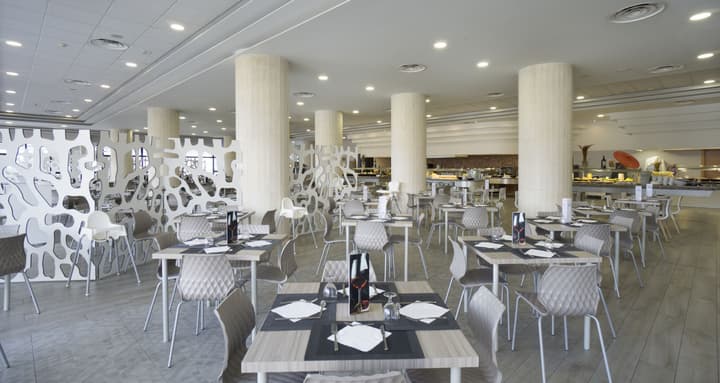 Hotel Puente Real
