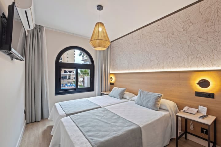 Hotel Puente Real