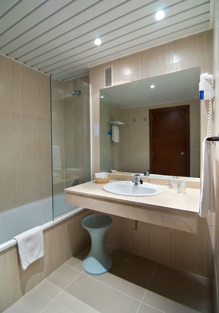 Hotel Puente Real