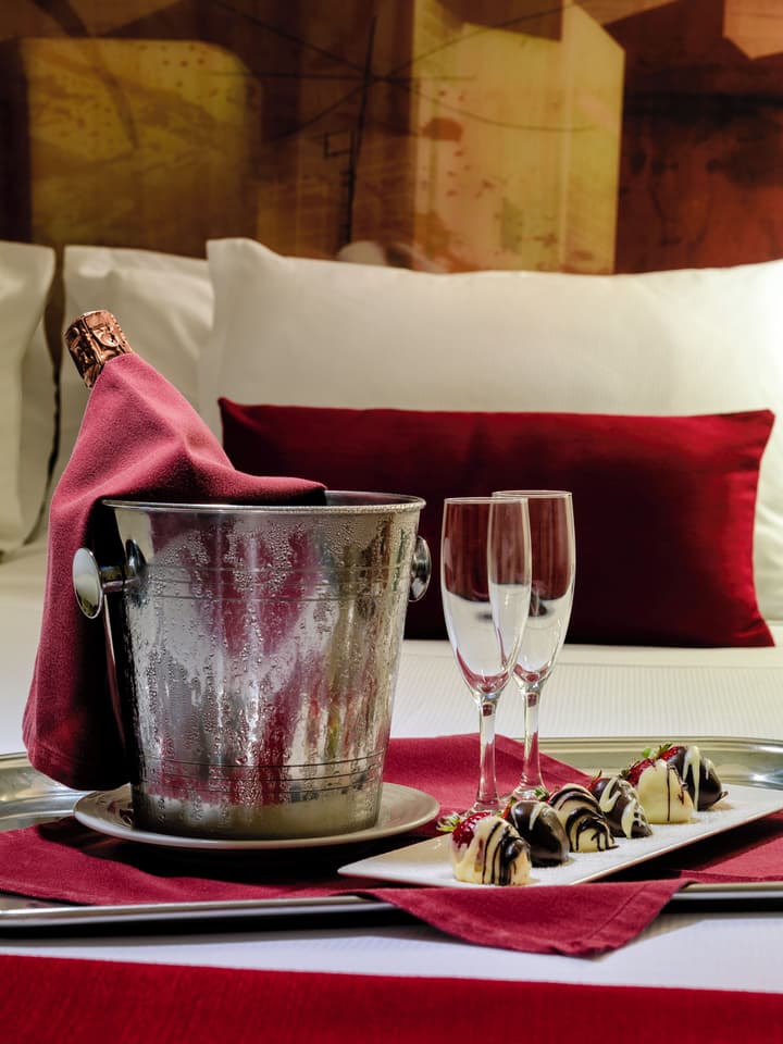 H10 Universitat Hotel