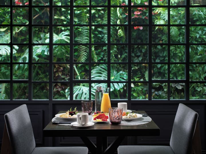 H10 Universitat Hotel