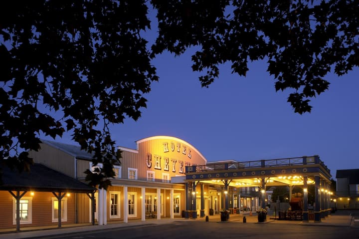 Disney Hotel Cheyenne