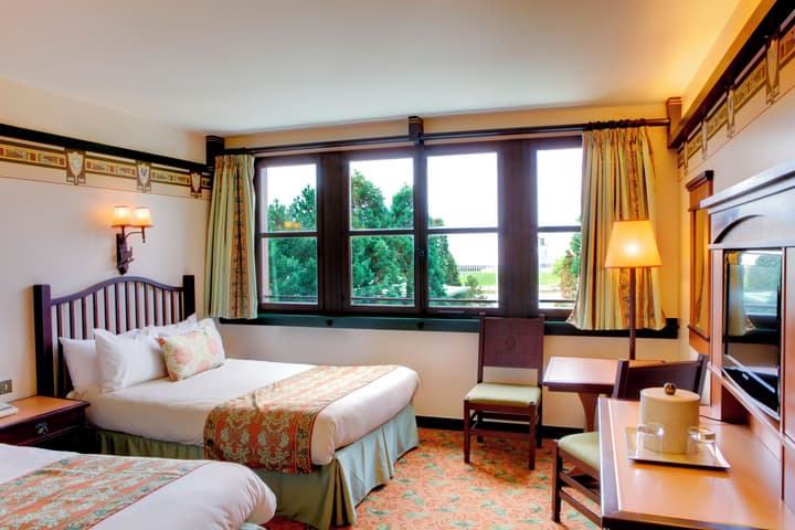 Disney Sequoia Lodge