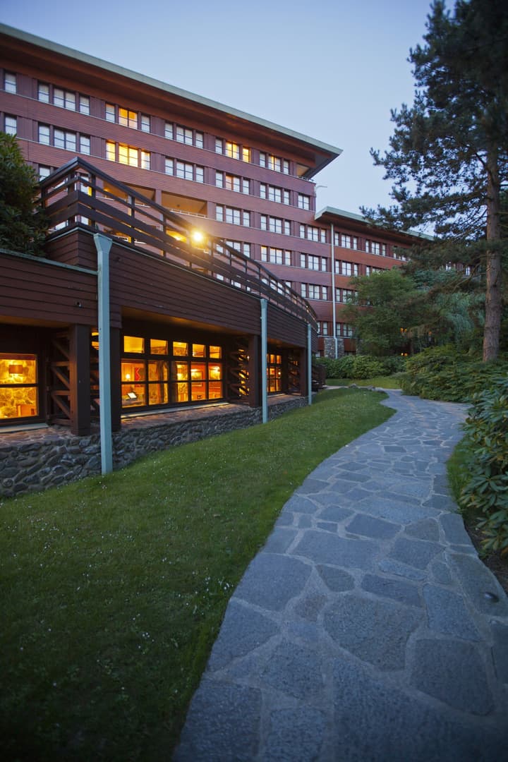 Disney Sequoia Lodge
