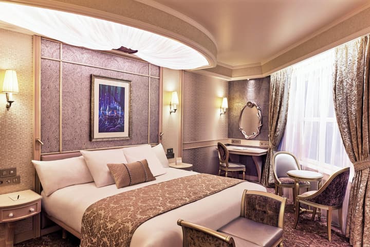 Disneyland® Hotel