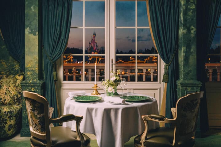 Disneyland® Hotel