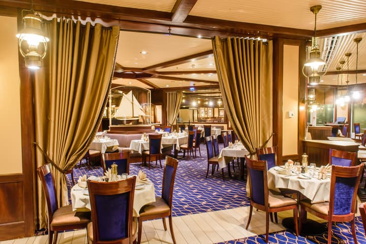 Disney Newport Bay Club