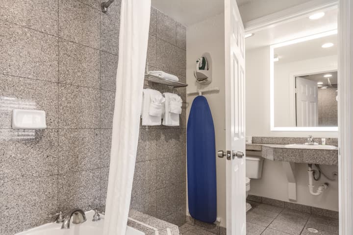 Carmel Hill Lodge