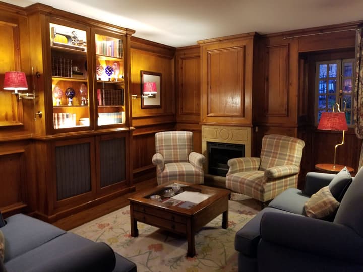 Lawrence's Hotel