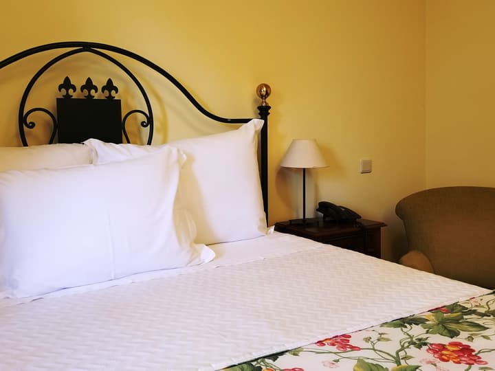 Lawrence's Hotel
