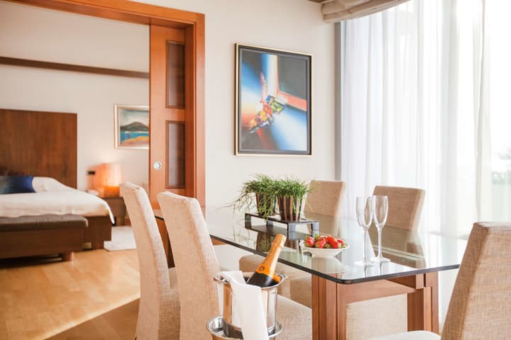 Dubrovnik Palace