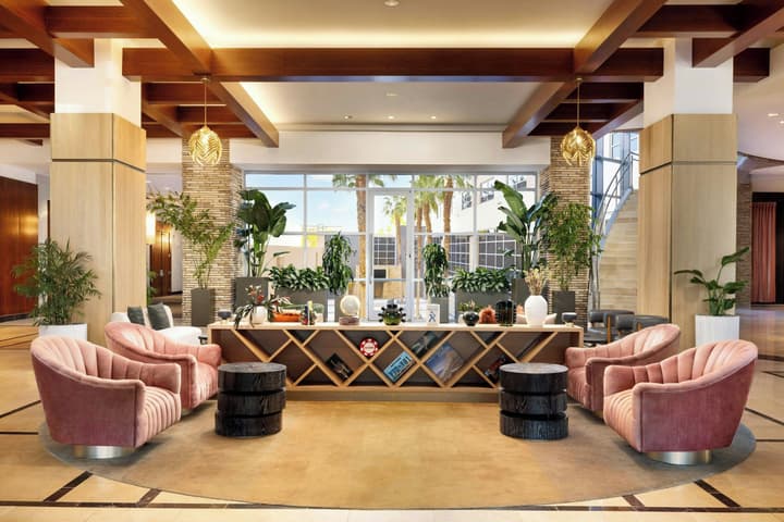 Renaissance Las Vegas Hotel
