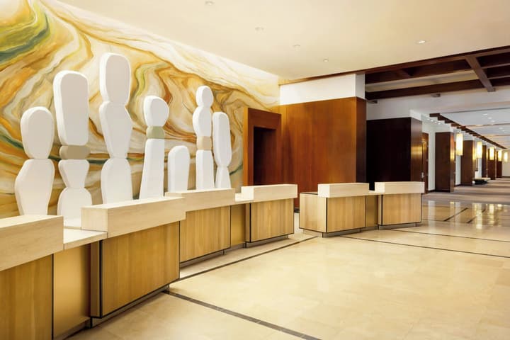 Renaissance Las Vegas Hotel
