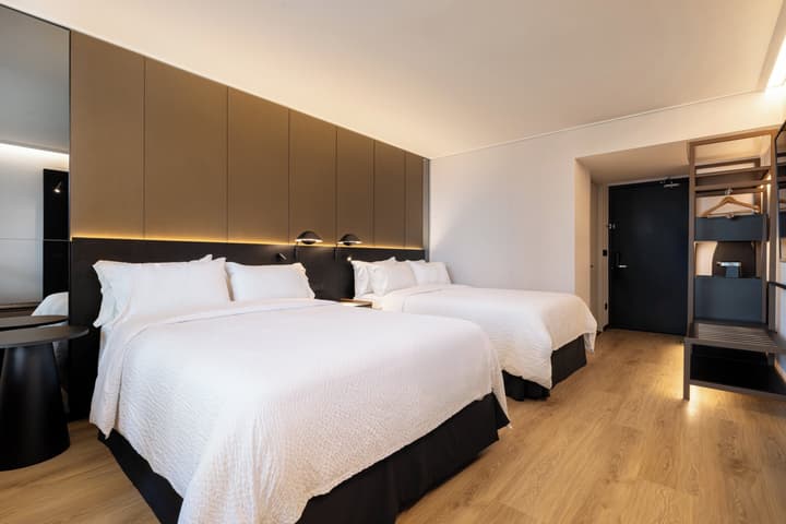 Holiday Inn Express Santiago Las Condes by IHG