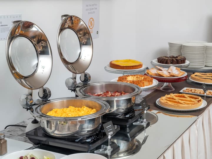 B&B HOTEL CALENZANO FIRST