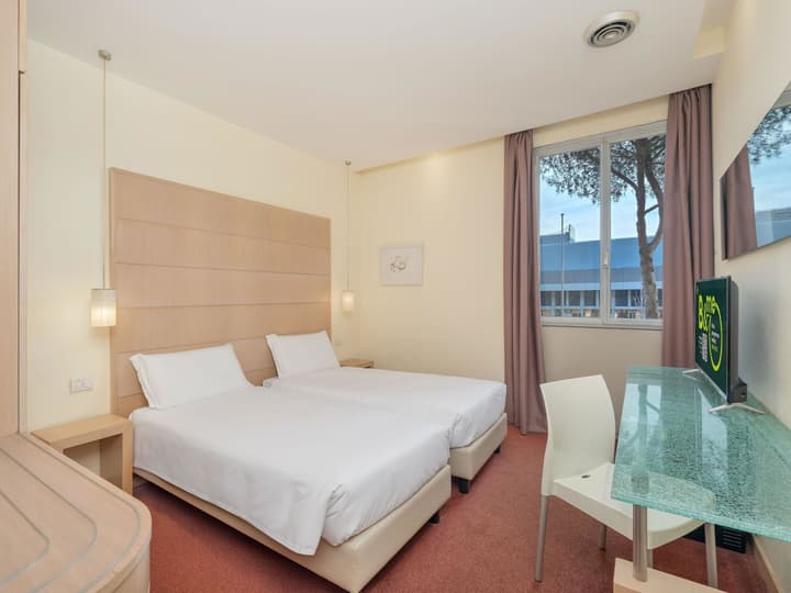 B&B HOTEL CALENZANO FIRST