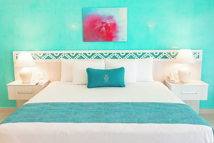 Hotel Tamarindo Diria Beach Resort