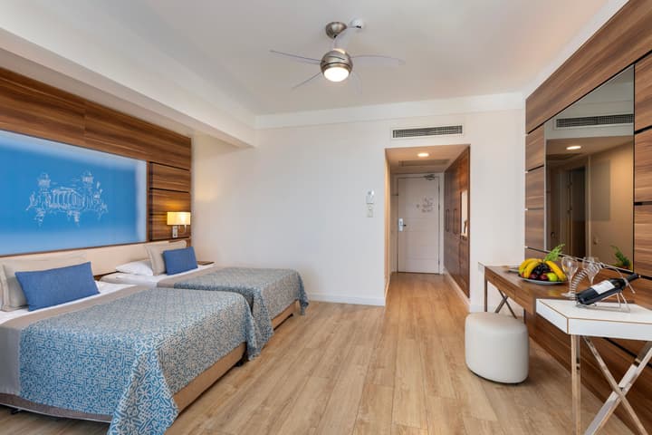 Limak Atlantis De Luxe Hotel & Resort - All Inclusive