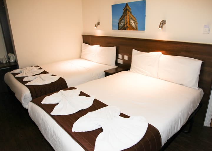 Ascot Hyde Park Hotel