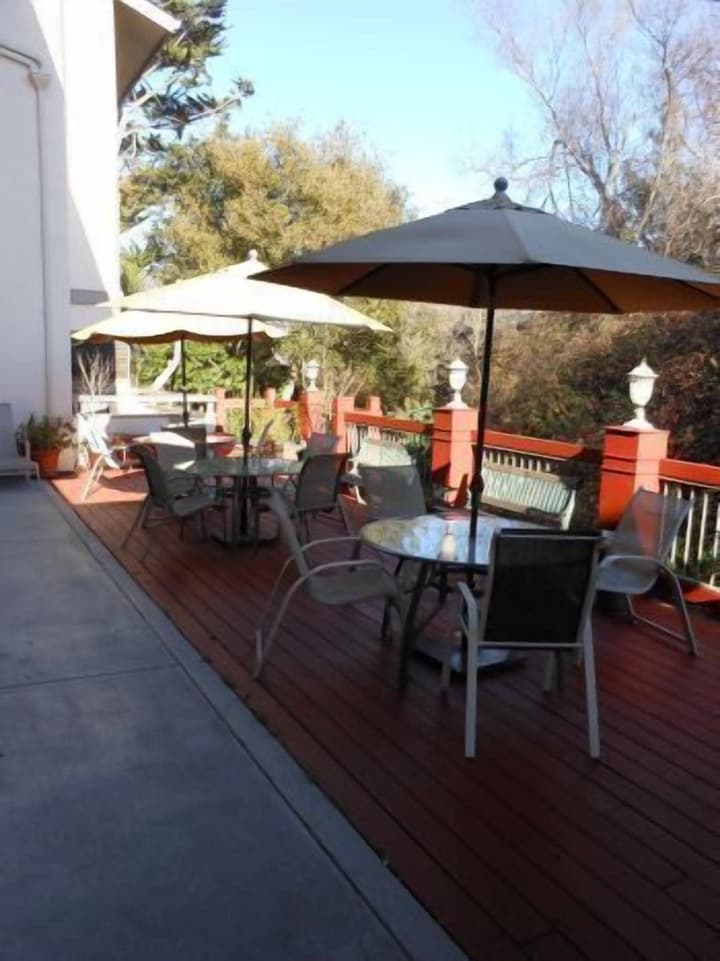 Colton Inn