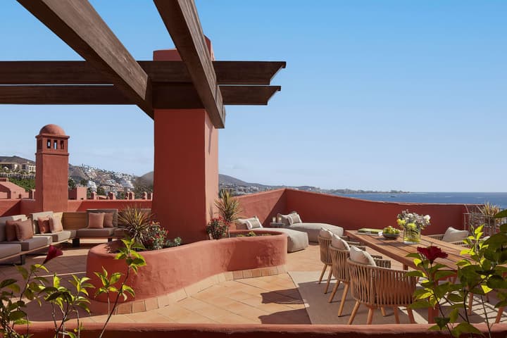 Tivoli la Caleta Resort