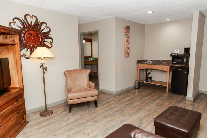 Aarchway Inn