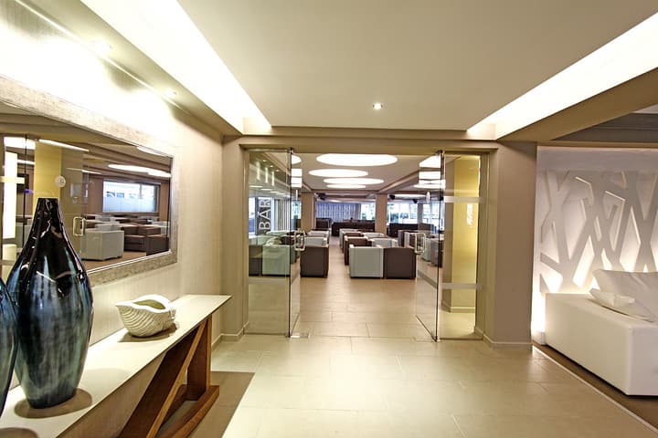 BG Hotel Java