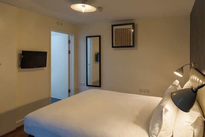 Stoke Place Hotel