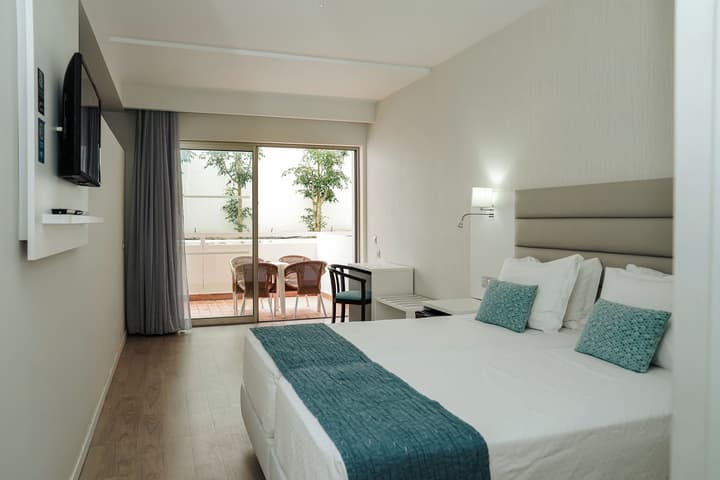 Carvi Beach Hotel