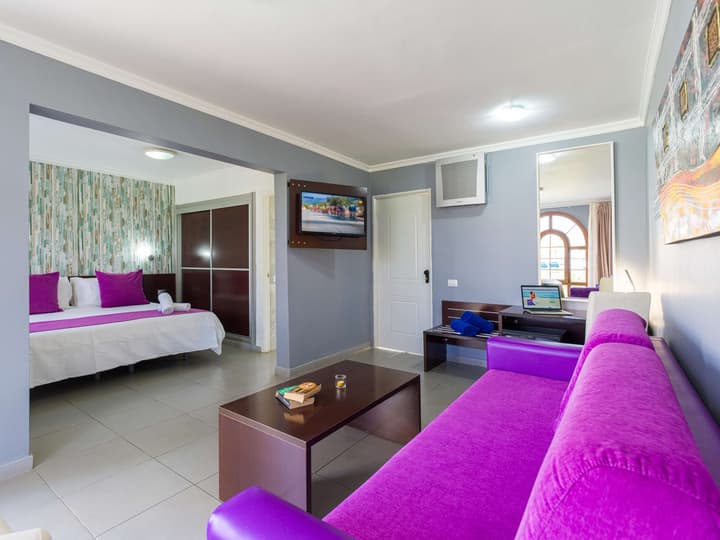 eó Suite Hotel Jardin Dorado