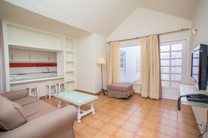 Apartamentos LIVVO Las Gaviotas