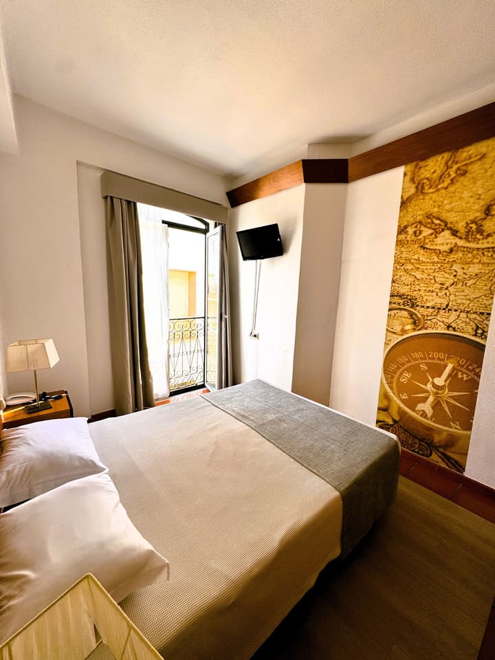 Lagosmar Hotel