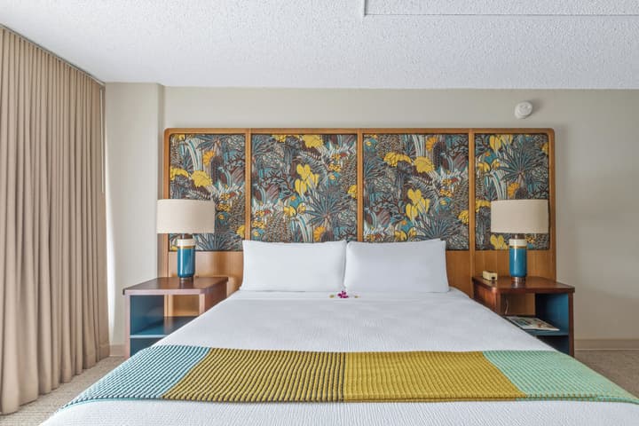 White Sands Hotel