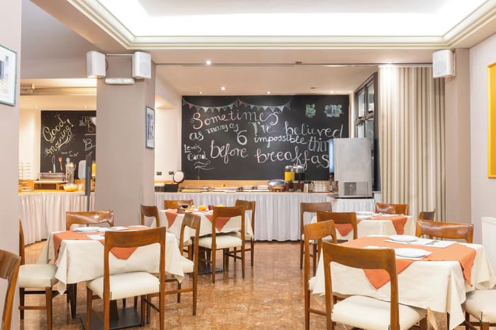 Marina Hotel Athens